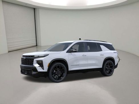 New 2026 Chevrolet Traverse RS w/ LPO, Floor Liner Package image 2