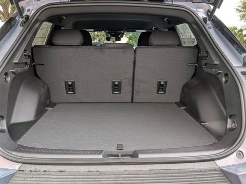 New 2026 Chevrolet Equinox EV LT image 22