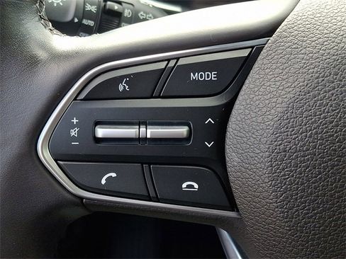 Used 2020 Hyundai Santa Fe Limited image 18