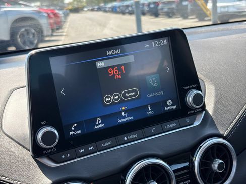 Used 2025 Nissan Sentra SV FWD image 20