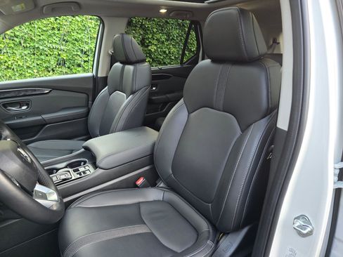 Certified 2023 Honda Pilot Touring image 22