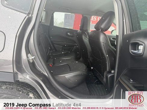 Used 2019 Jeep Compass Latitude w/ Cold Weather Group AWD/4WD image 20