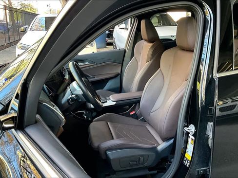 Used 2023 BMW X1 xDrive28i w/ Premium Package image 7