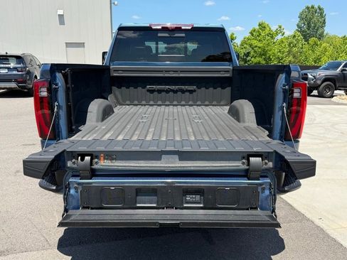 Used 2024 GMC Sierra 2500 Denali Ultimate AWD/4WD image 45