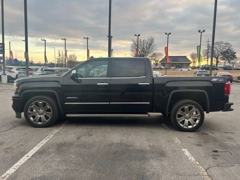 Used 2017 GMC Sierra 1500 Denali w/ Denali Ultimate Package image 6