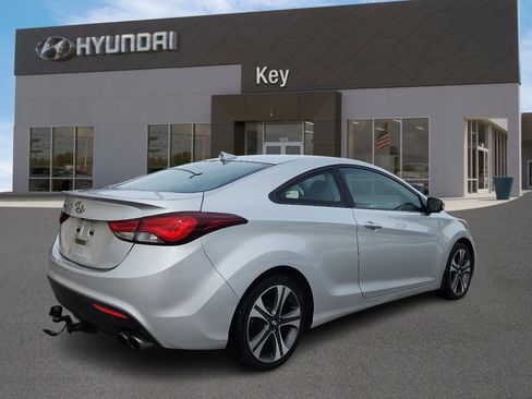 Used 2014 Hyundai Elantra w/ Option Group 2 image 4