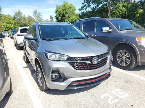 Used 2023 Buick Encore GX Select w/ Sport Touring Package FWD image 3