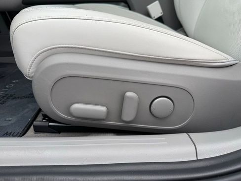 Certified 2025 Hyundai Ioniq 6 Limited RWD image 31