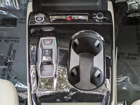 New 2025 Audi A6 e-tron Ultra image 15