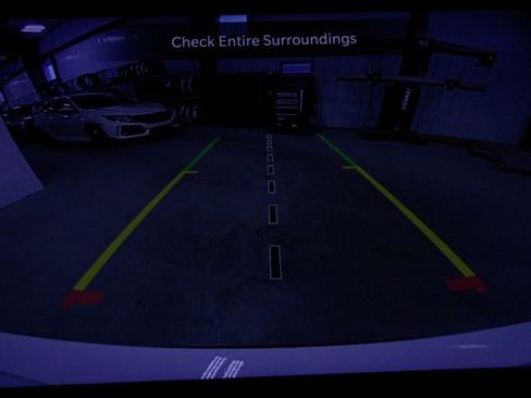 Used 2023 Jeep Grand Cherokee L Limited w/ Trailer Tow Group (B) image 38