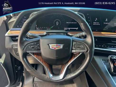 Used 2021 Cadillac Escalade Premium Luxury image 7