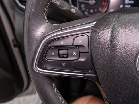 Used 2021 Buick Encore GX Select FWD image 27