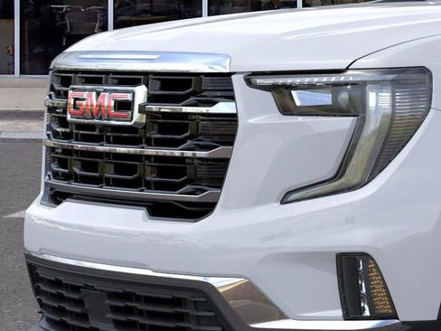 New 2026 GMC Acadia Elevation w/ Elevation Premium Package AWD/4WD image 13