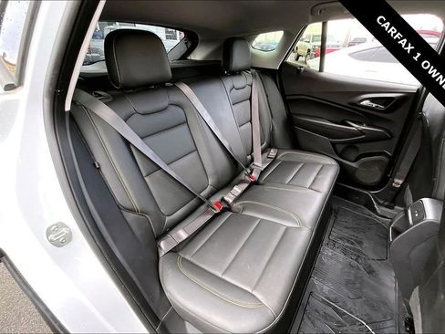 Used 2025 Chevrolet Trax ACTIV image 24