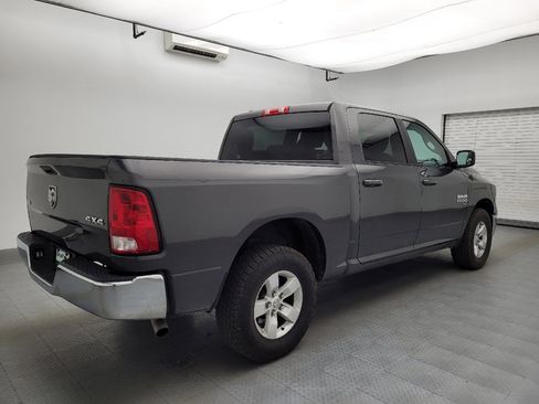 Used 2021 RAM 1500 Classic SLT AWD/4WD image 9