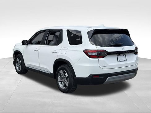 Used 2025 Honda Pilot EX-L image 5