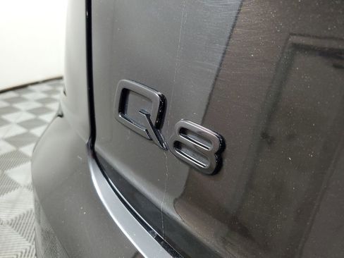 Used 2023 Audi Q8 Premium Plus w/ Premium Plus Package image 8
