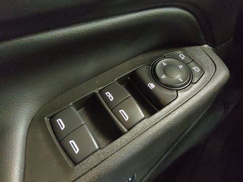 Used 2022 Chevrolet Equinox LT image 27