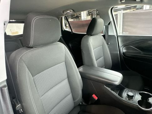 Used 2023 GMC Terrain SLE w/ Driver Convenience Package FWD image 27