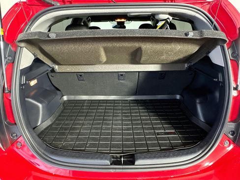 Used 2018 Toyota Prius C Two FWD image 27