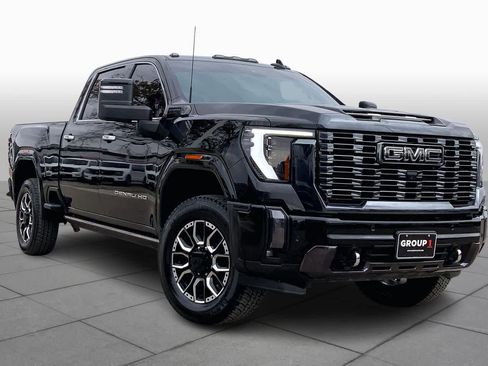 Used 2024 GMC Sierra 2500 Denali Ultimate image 2
