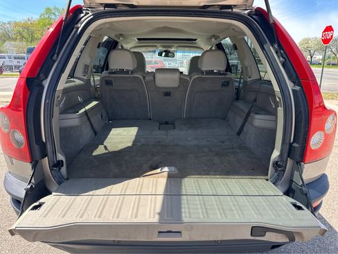 Used 2004 Volvo XC90 2.5T image 14