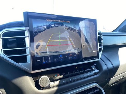 Used 2023 Toyota Tundra Platinum image 17