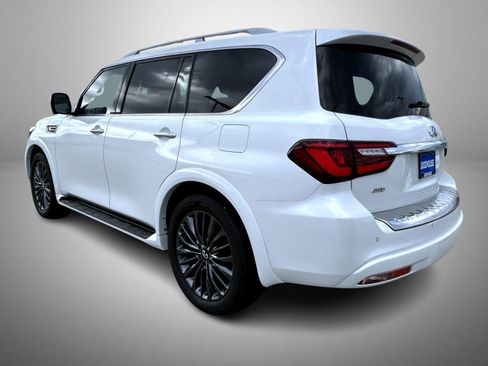 Used 2022 INFINITI QX80 Sensory w/ All-Season Package AWD/4WD image 7