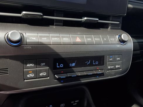 Used 2024 Hyundai Kona SEL FWD image 21