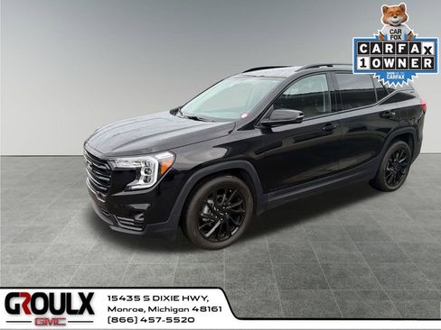 Used 2023 GMC Terrain SLT w/ Elevation Edition image 1