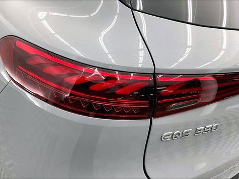 New 2026 Mercedes-Benz EQS 550 4MATIC SUV image 11