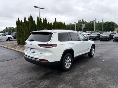 Used 2023 Jeep Grand Cherokee L Limited AWD/4WD image 3