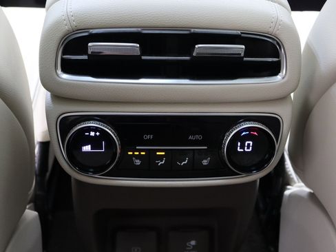 Used 2022 Genesis GV80 3.5T Advanced + image 33