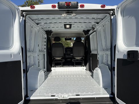 New 2026 RAM ProMaster 1500 w/ Convenience Group image 21