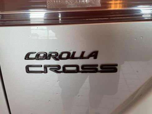 Certified 2025 Toyota Corolla Cross AWD Hybrid w/ Convenience Package image 46