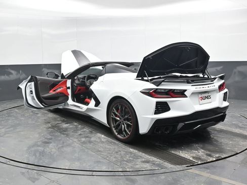 Used 2023 Chevrolet Corvette Stingray Premium Conv w/ Z51 Performance Package image 45