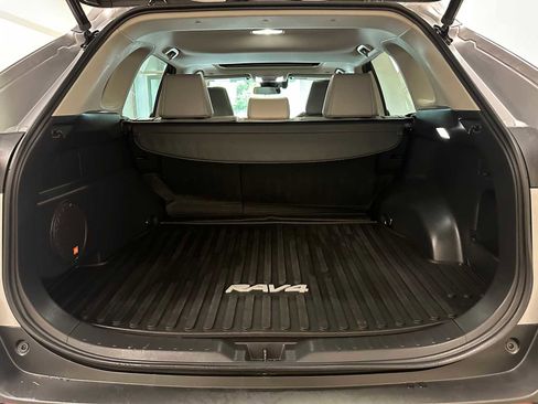 Certified 2023 Toyota RAV4 XLE Premium AWD/4WD image 42