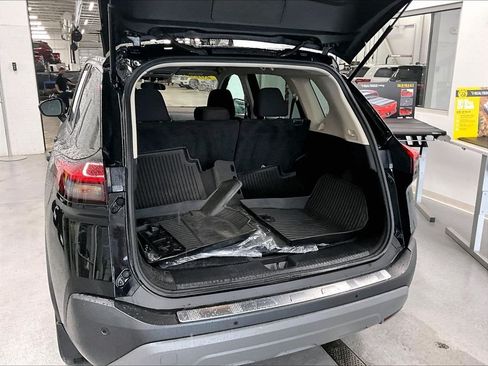 Used 2023 Nissan Rogue S AWD/4WD image 34