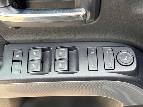 Used 2018 Chevrolet Silverado 1500 LT w/ All Star Edition AWD/4WD image 16