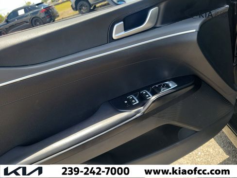 Used 2022 Kia K5 LXS FWD image 21
