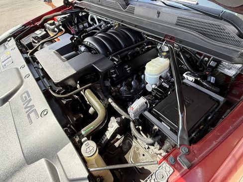 Used 2016 GMC Yukon Denali w/ Open Road Package image 23