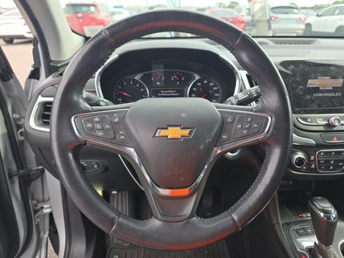 Used 2019 Chevrolet Equinox Premier AWD/4WD image 6