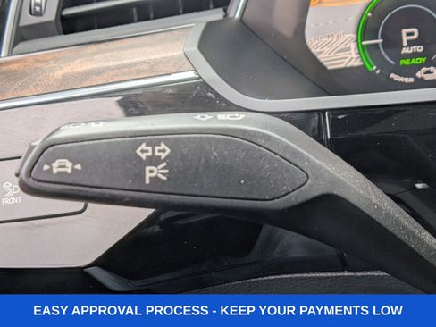 Used 2019 Audi e-tron Prestige w/ Prestige Package image 42