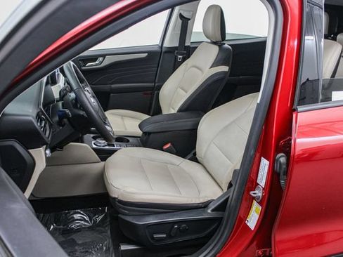 Certified 2021 Ford Escape SEL w/ Technology Package AWD/4WD image 18
