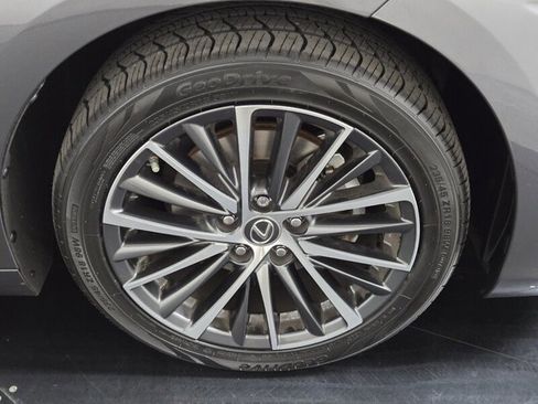 Certified 2023 Lexus ES 350 w/ Premium Package FWD image 9