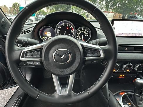 Used 2025 MAZDA MX-5 Miata RF Grand Touring RWD image 22