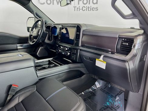 New 2026 Ford F350 Platinum w/ FX4 Off-Road Package image 30
