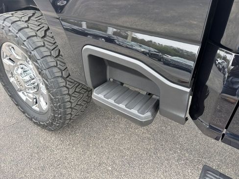 Used 2025 Ford F250 King Ranch w/ Chrome Package image 23