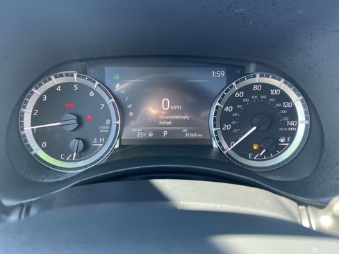 Used 2023 Toyota Highlander XSE image 17