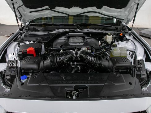 Used 2024 Ford Mustang GT Premium RWD image 28